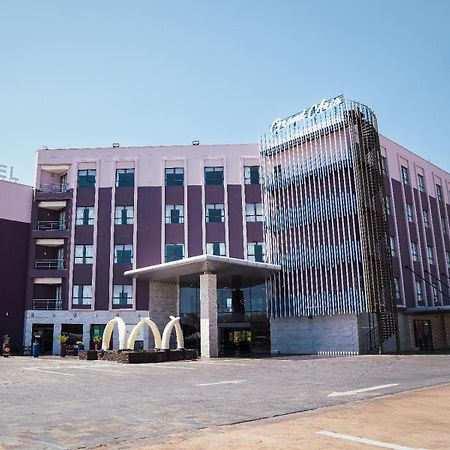 The Grand Aria Hotel And Conference Centre Gaborone Exterior photo