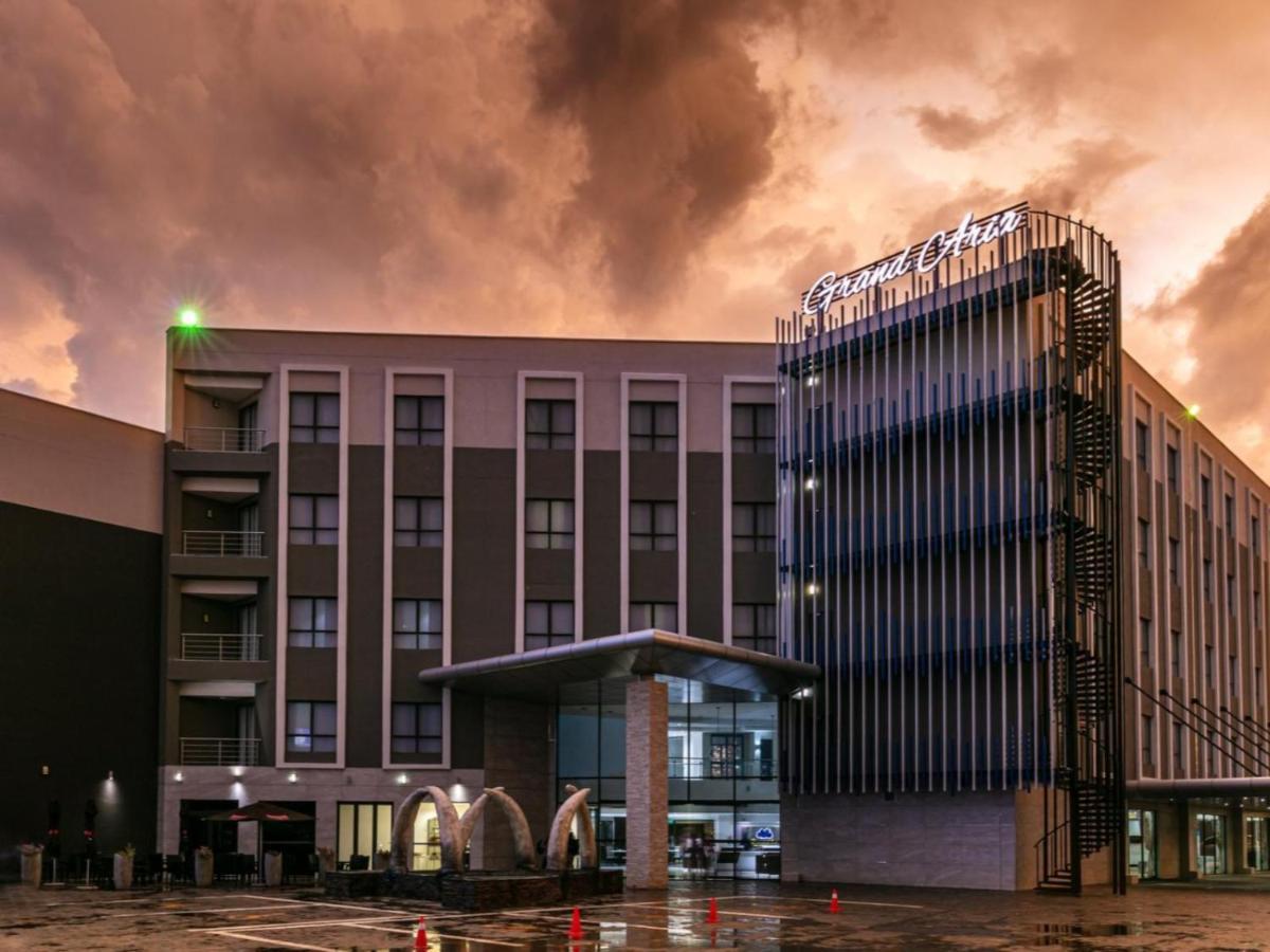 The Grand Aria Hotel And Conference Centre Gaborone Exterior photo