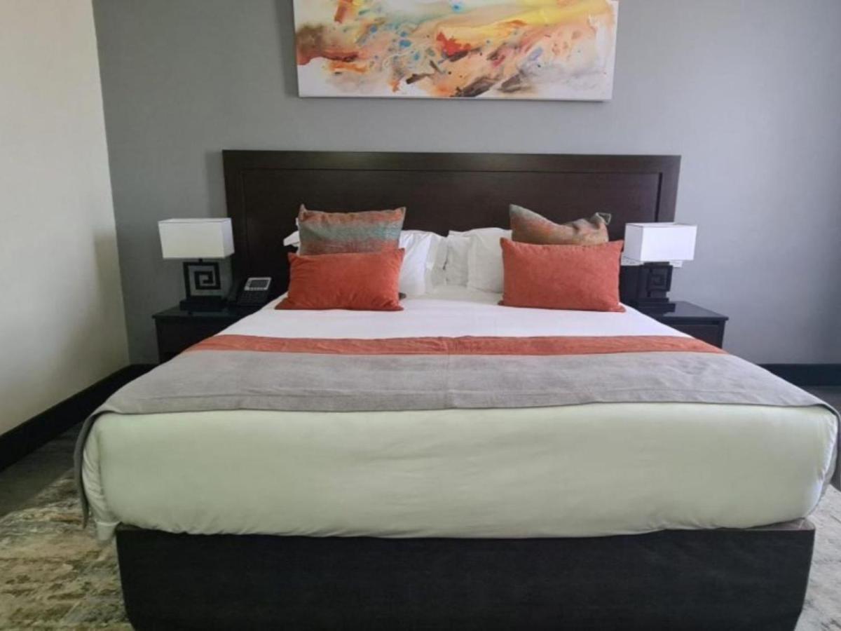 The Grand Aria Hotel And Conference Centre Gaborone Room photo