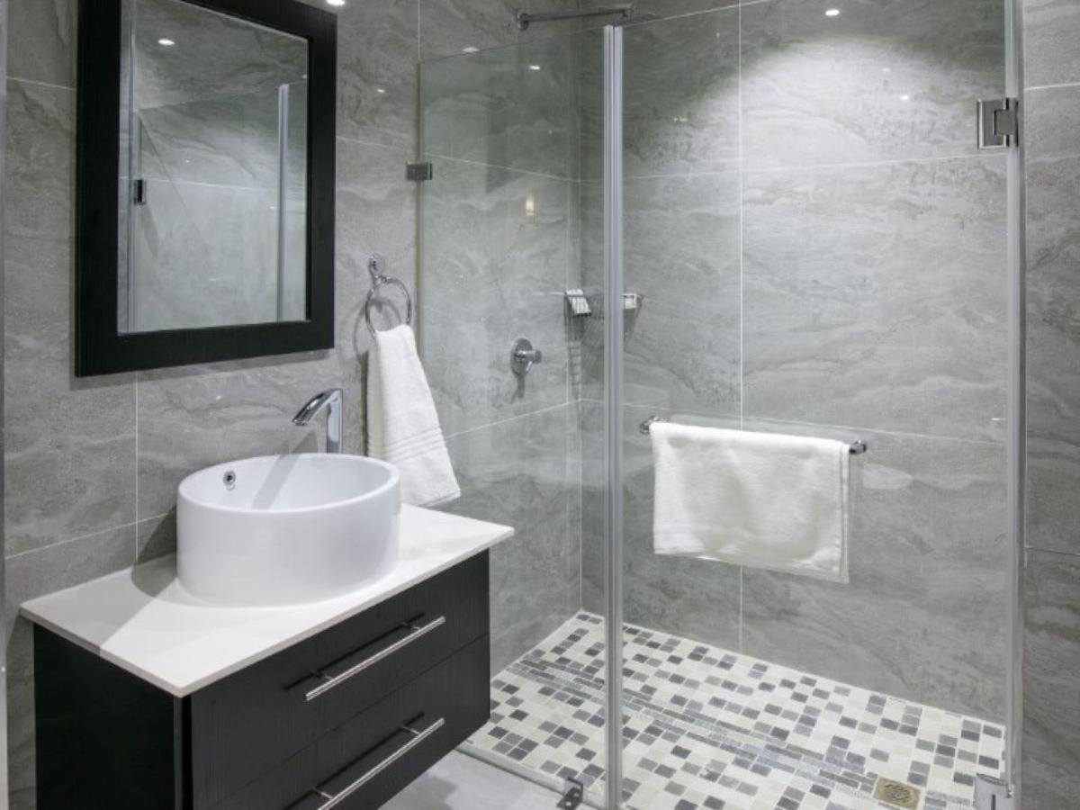 The Grand Aria Hotel And Conference Centre Gaborone Room photo